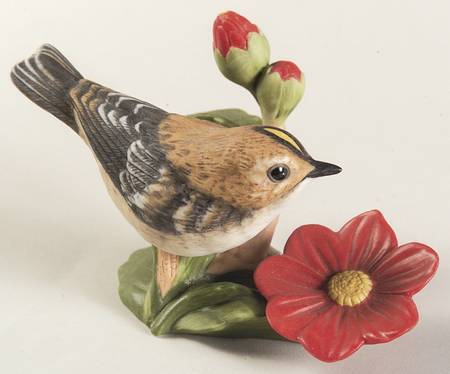 Birds and Blossoms of the World Goldcrest - Boxed
