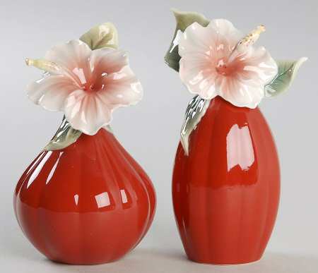 Island Beauty Salt & Pepper Set - Boxed