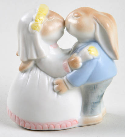 Fitz & Floyd Figurines Rabbit Married Couple First Kiss - Boxed
