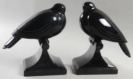 Book Ends Art Deco Pigeons-Black - No Box