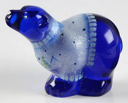 Fenton-Lenox Exclusives Polar Bear With Holiday Sweater - Boxed