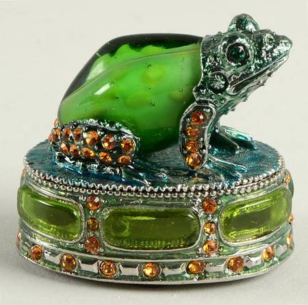Treasures Hinged Boxes Frog Box-Guild Collection - Boxed
