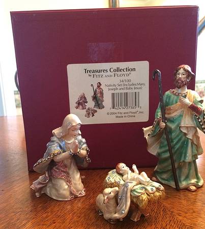 Treasures Collection Nativity Nativity-Mary-Joseph-Baby Jesus - With Box