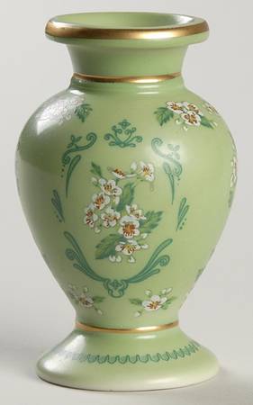Flowers of the Victorian Year Mini Vase May Hawthorn - No Box