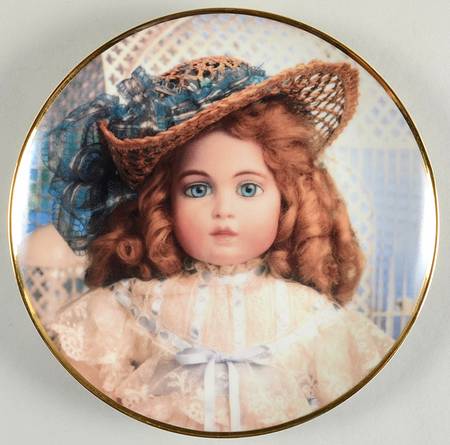 Hanau Doll Museum by Franklin Mint