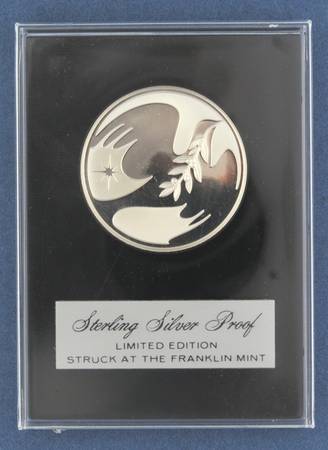 Holiday Medal Proof Dove Of Peace - Boxed