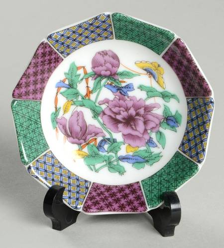 Treasures of the Imperial Courts Kutani-Fu Iroe - No Box