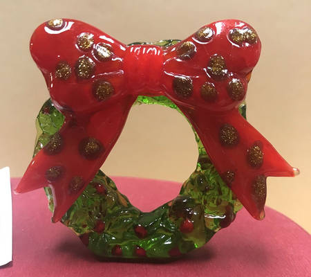Glass Menagerie-Christmas Wreath With Stand - Boxed