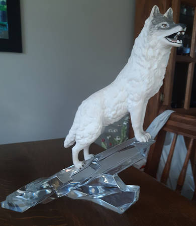 National Wildlife Federation Wolf Cry Of The North - No Box