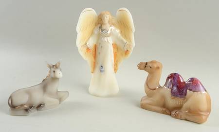 Fenton Nativity-First Edition Angel And Animals-Set Of 3 - Boxed