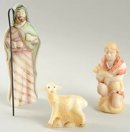 Fenton Nativity-First Edition Shepherds-Set Of 3 - Boxed