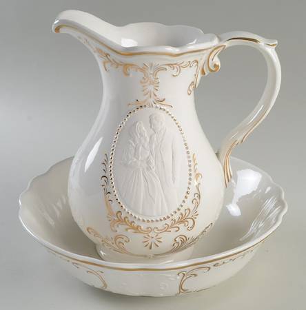 Gone With The Wind Giftware Pitcher And Bowl - Boxed