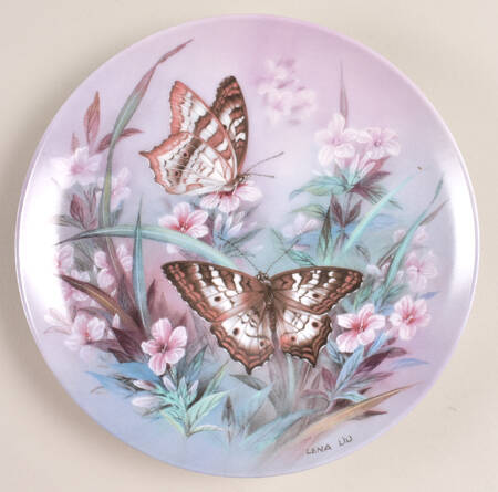 On Gossamer Wings White Peacocks - Boxed