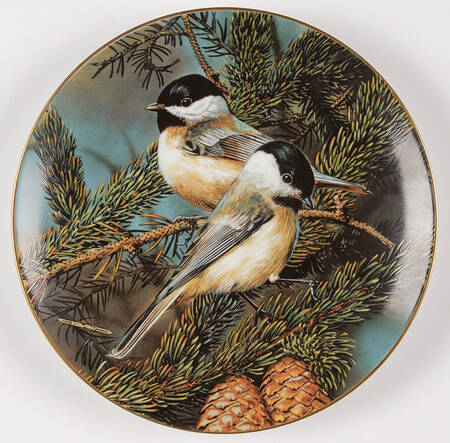 Portrait of Exquisite Birds Backyard Treasure:Chickadee - With Box