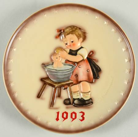 Hummel Annual Plate-Goebel Doll Bath - Boxed
