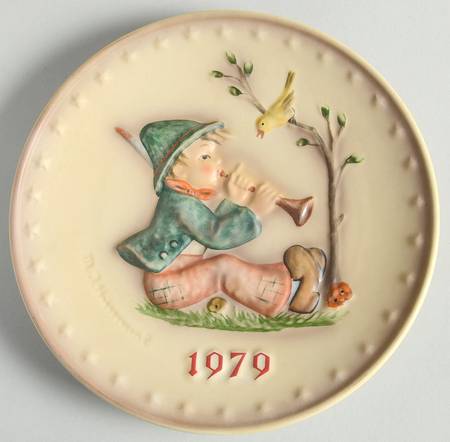Hummel Annual Plate-Goebel Singing Lesson - Boxed