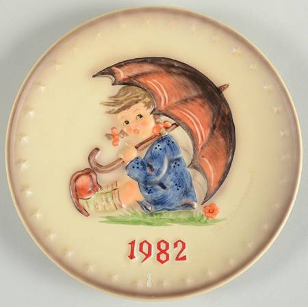 Hummel Annual Plate-Goebel Umbrella Girl - Boxed