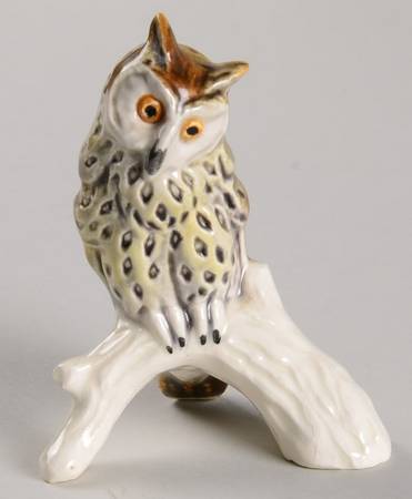 Bird Figurines Owl On Branch - No Box