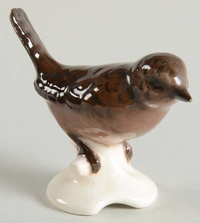 Bird Figurines Wren - No Box