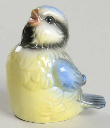 Bird Figurines Blue Titmouse-Wings Closed - No Box