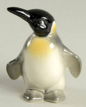 Bird Figurines Penguin - No Box