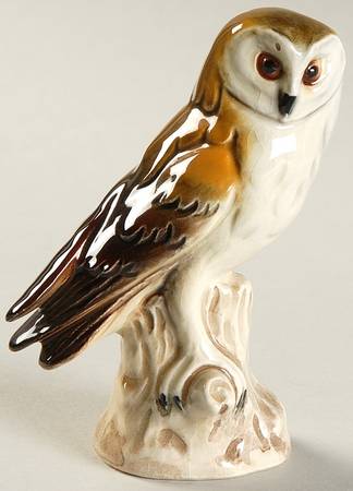 Bird Figurines Owl - No Box 238
