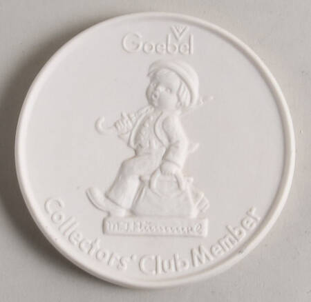 Goebel Plate Collectors' Club Member-Plaque - Boxed