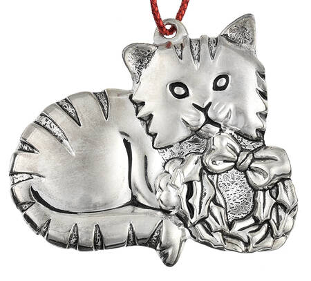 Gorham Ornaments Cat With Wreath  - No Box