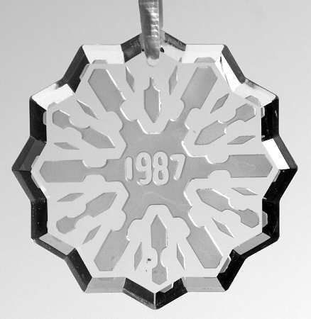 Annual Crystal Ornaments Snowflake - Boxed