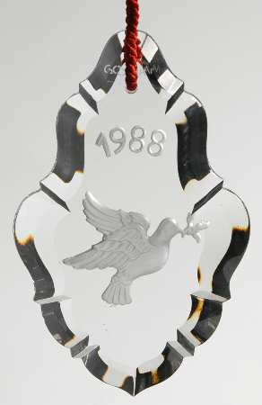Annual Crystal Ornaments Dove - Boxed