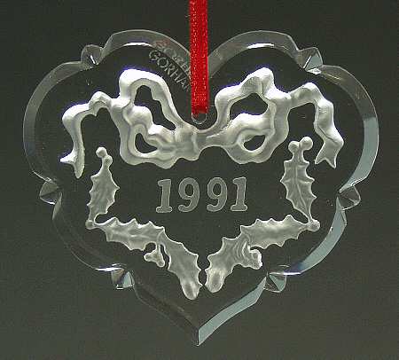 Annual Crystal Ornaments Heart - Boxed