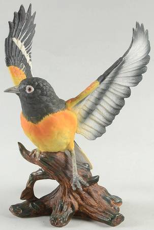 Goto Figurine Oriole - No Box