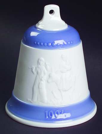 Janet Robson Christmas Bell Flight Into Egypt - With Box