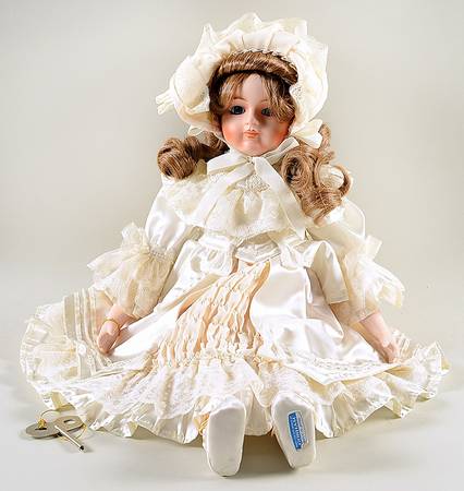 Limited Editon Dolls Allison - With Box