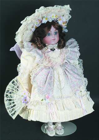 Precious As Pearls Cassandra - Boxed