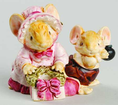 Little Cheesers Christmas Grandmama & Truffle - Boxed