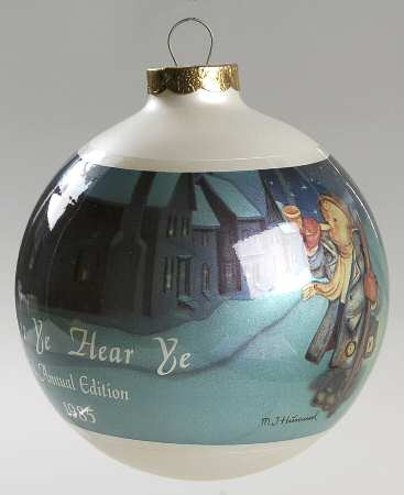 Hummel Ball-Ornament Hear Ye, Hear Ye - Boxed