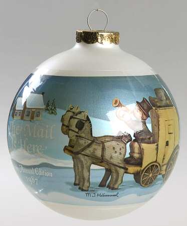 Hummel Ball-Ornament The Mail Is Here - No Box