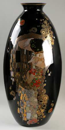 Artis Orbis-Klimt The Kiss Black Glass Vase - Boxed