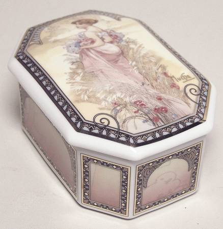 Artis Orbis- Alphonse Mucha Summer 1900 Box - Boxed