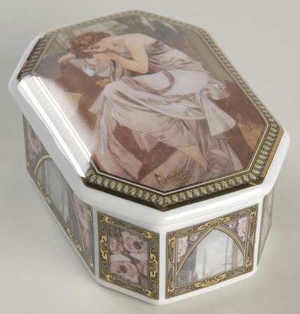 Artis Orbis- Alphonse Mucha Night's Rest Box - Boxed
