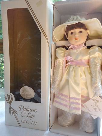 Petticoats and Lace Rebecca-Try To Remember - Boxed