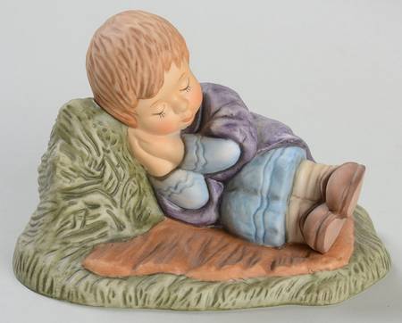 Berta Hummel Nativity Sleeping Shepherd-No Staff - No Box
