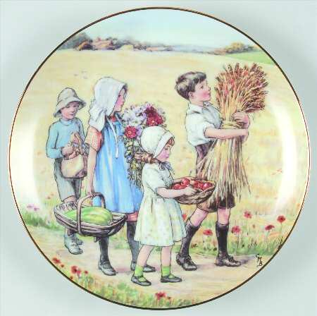 Beloved Hymns of Childhood Now Thank We All Our God - Boxed