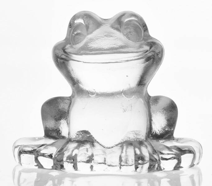 Goebel Crystal Paperweight Smiling Frog - No Box