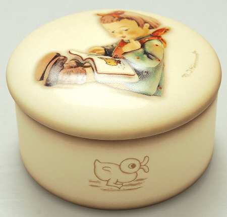 Hummel Boxes Book Worm-Round - Boxed