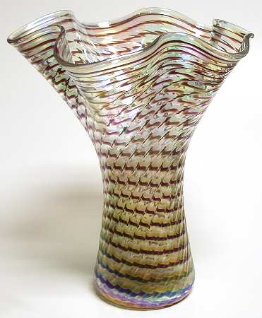 Ruffle Vase Houndstooth - Boxed
