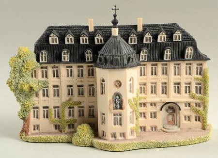 Little Bavaria Institute Of English At Simbach - No Box