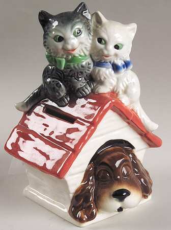 Goebel Banks Cats On Dog House - No Box