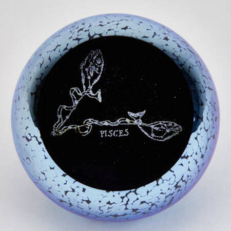 Zodiac  Paperweights Pisces (Feb 19-Mar 20) - No Box